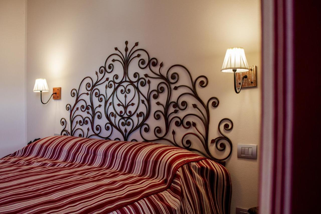 Casa Taro Bed & Breakfast Marsaglia  Exterior photo